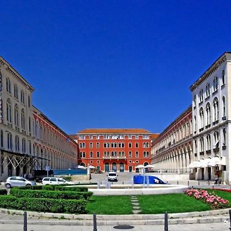 Apartment Ana Спліт Екстер'єр фото