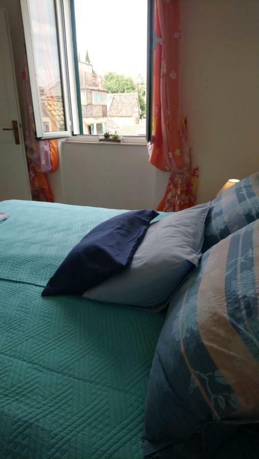 Apartment Ana Спліт Екстер'єр фото