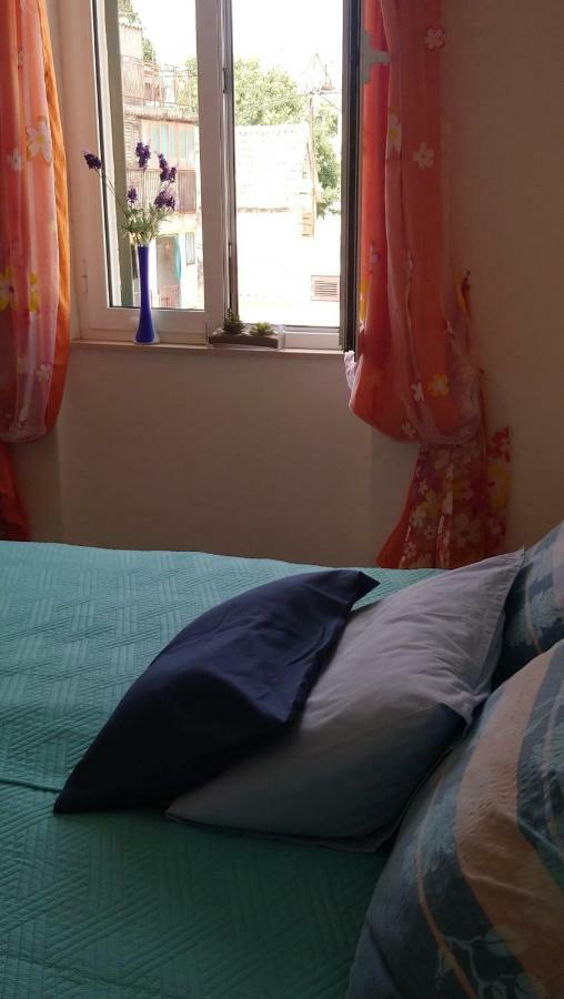 Apartment Ana Спліт Екстер'єр фото